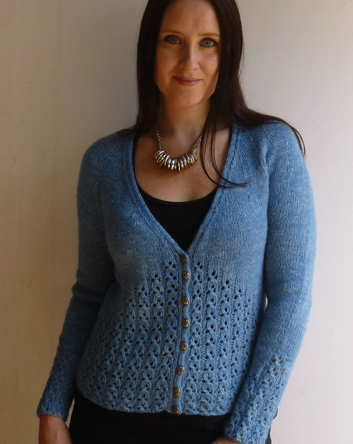 #312 Chic Lace Cardi - Lanaknits